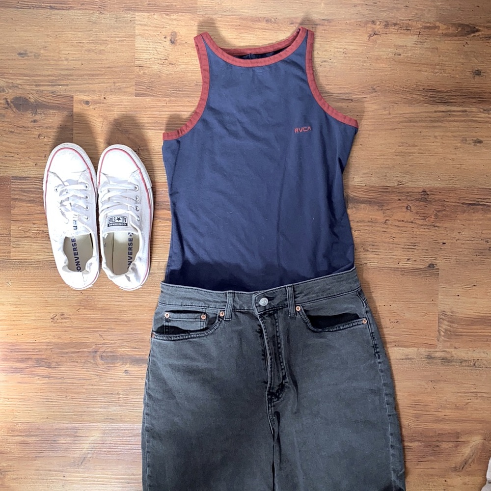 ✨Brand new RVCA sleeveless body suit.